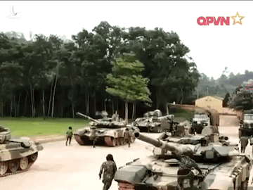 Cùng xe tăng T-90, Quân đội Việt Nam đã mua thêm dòng xe rất lạ và vô cùng độc đáo