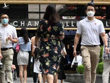 Singapore đang từng bước chuyển sang giai đoạn sống chung với Covid-19. Ảnh: AFP