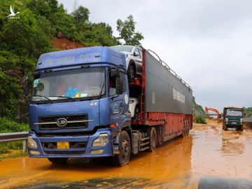 cao toc Da Nang - Quang Ngai sat lo anh 2