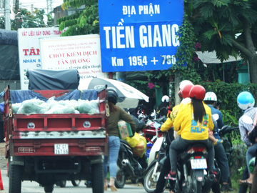 Tiền Giang: Người dân không được ra đường từ 19 giờ đến 5 giờ hôm sau - ảnh 2