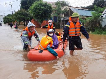 mua lu mien Trung anh 4