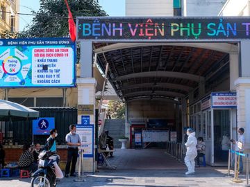 Hà Nội: Phát hiện 22 người dương tính với SARS-CoV-2 ở Bệnh viện Phụ sản TƯ