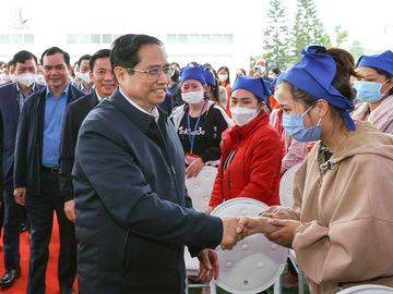 Thủ tướng Phạm Minh Chính: Tổ chức Tết vui tươi, an toàn, lành mạnh, tiết kiệm và tình nghĩa cho nhân dân - Ảnh 5.