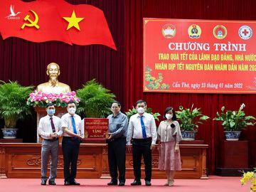 Thủ tướng Phạm Minh Chính: Đón người dân về quê an toàn, chăm lo để mọi người đều có Tết, bù đắp những khó khăn, mất mát do dịch bệnh - Ảnh 8.