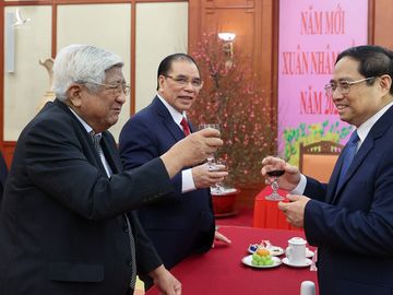 Tổng Bí thư Nguyễn Phú Trọng chúc Tết lãnh đạo, nguyên lãnh đạo Đảng, Nhà nước - Ảnh 5.