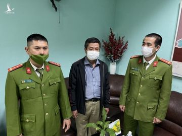 Vì sao giám đốc CDC Thừa Thiên - Huế bị bắt? - ảnh 1