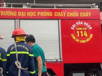 Cháy, nổ lớn tại nhiều nhà hàng, công ty ở Hà Nội - ảnh 8