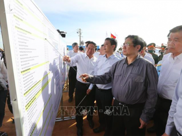 Thủ tướng: Xây dựng sân bay Long Thành, ai không làm được thì đứng sang một bên cho người khác làm - Ảnh 2.