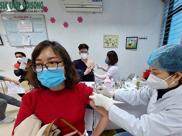 Chiều 3/2: Đẩy mạnh chiến dịch tiêm chủng vaccine thần tốc mùa Xuân; cả nước đã tiêm trên 181,6 triệu liều