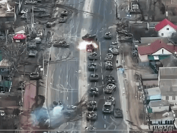 NÓNG: Chiến sự ác liệt ở Kiev - Hình ảnh đoàn xe tăng Nga bị pháo Ukraine dập tổn thất lớn