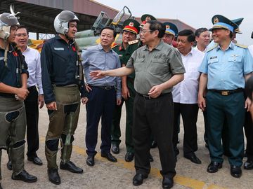 Ninh Thuận cần biến thách thức thành cơ hội, biến cơ hội thành động lực, nguồn lực phát triển - Ảnh 6.