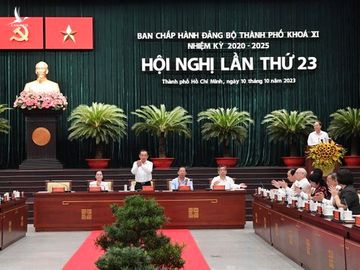 Hội nghị Thành ủy lần thứ 23. Ảnh: VIỆT DŨNG