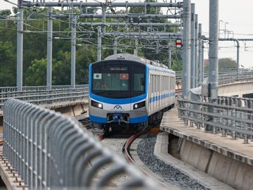 Metro số 1 chạy thử lần 2, từ ga Suối Tiên tới ga An Phú, ngày 26/4.