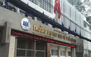 Phát hiện “lò ấp thạc sĩ” ở Đại học Kinh tế Thành phố Hồ Chí Minh