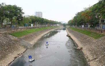 Hà Nội xả nước cuốn trôi toàn bộ kết quả thí nghiệm của chuyên gia Nhật ở sông Tô Lịch