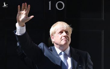 9 ‘sắc thái’ Boris Johnson: Hành trình từ cậu bé bị bắt nạt trở thành Thủ tướng Anh