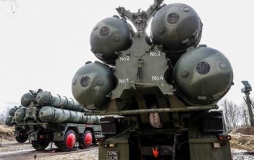 Tên lửa S-400, món hàng mặc cả giữa các cường quốc