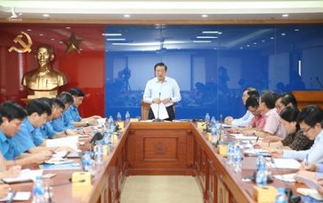 Công bố quyết định kiểm tra Đảng đoàn Tổng Liên đoàn Lao động