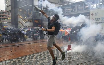 Gắn mác cách mạng màu cho biểu tình Hong Kong, báo TQ nhắc lại phát ngôn “can thiệp” của Đặng Tiểu Bình