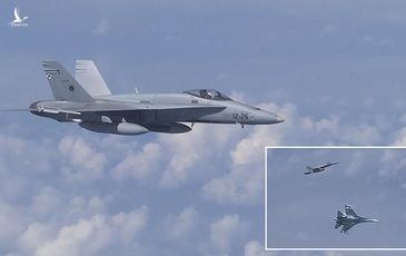 Su-27 vừa hộ tống Bộ trưởng Quốc phòng Nga, vừa xua đuổi F-18 của NATO