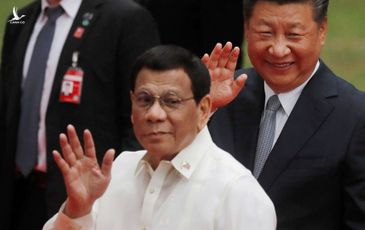 Manila chiều ý Bắc Kinh, Tổng thống Rodrigo Duterte bị tố đạp đổ “tương lai” đất nước