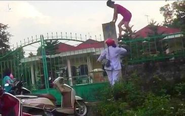 Vụ ‘ăn’ chặn hàng từ thiện: Sốc với số cán bộ tham gia