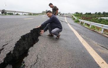 Đình chỉ chức vụ nhiều lãnh đạo vụ đường 250 tỷ chưa nghiệm thu đã hỏng