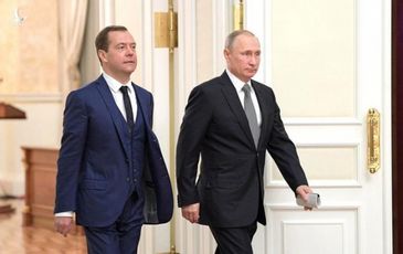 Tổng thống Putin quyết định tăng lương cho mình và Thủ tướng Medvedev