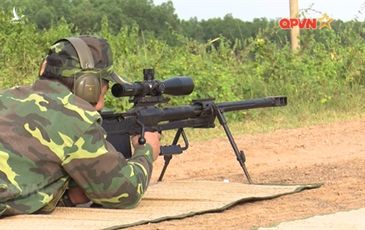 Đặc nhiệm Việt Nam dùng súng bắn tỉa hạng nặng chuẩn NATO