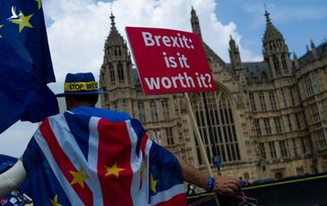 Anh chia rẽ vì đề xuất bầu cử sớm trong khi chờ EU gia hạn Brexit