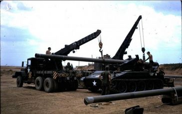 Vì sao pháo M107 ‘vua chiến trường’ Việt Nam phải thay nòng liên tục?