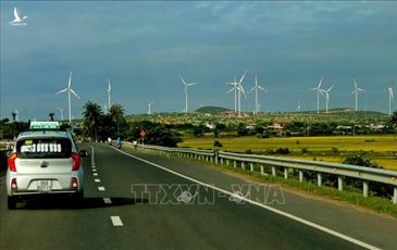 Truyền thông quốc tế ca ngợi Việt Nam là ‘người hùng điện gió’ mới