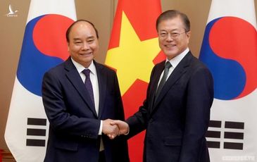 Thủ tướng Nguyễn Xuân Phúc hội đàm với Tổng thống Hàn Quốc Moon Jae-in