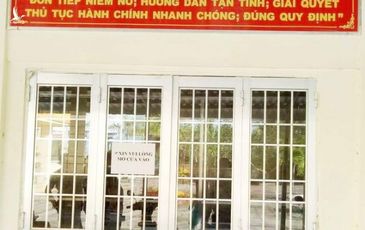 Dân đi “5 lần 7 lượt” và phải chi tiền mới làm được… giấy khai sinh!