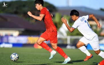 Tiến Linh lập hattrick, U22 Việt Nam vẫn mất oan bàn thắng