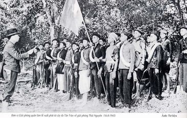 Chùm ảnh lịch sử vĩ đại 75 năm Quân đội nhân dân Việt Nam