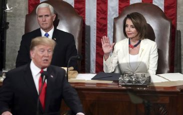 Bà Pelosi: Hạ viện Mỹ soạn điều khoản luận tội Donald Trump vì lạm dụng quyền lực