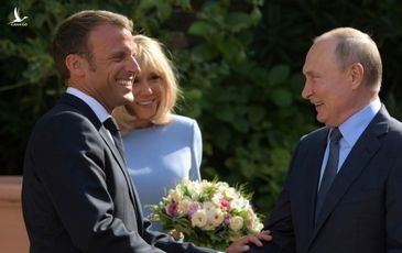 Tính toán thực sự của Macron khi cởi mở với Nga, nói NATO “chết não”