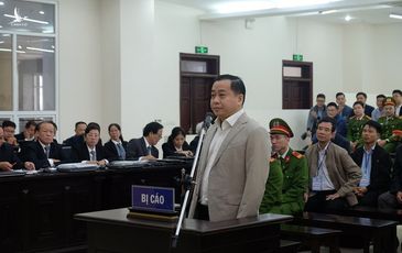 Viện kiểm sát bị Phan Văn Anh Vũ ‘sửa lưng’ ngay tại tòa