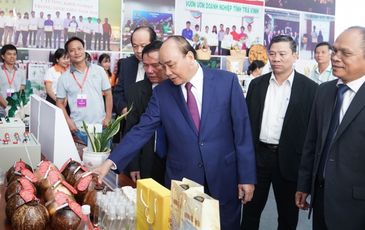 Thủ tướng Nguyễn Xuân Phúc dự Hội nghị xúc tiến đầu tư Trà Vinh 2020