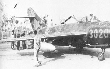 Không quân Việt Nam đã sử dụng những chiến đấu cơ nào trong 65 năm qua?