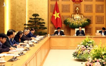 Ngắt dịch sớm, đưa cuộc sống trở lại bình thường