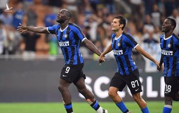 Một cầu thủ dương tính với SARS-CoV-2, hoãn ba trận đấu ở Serie A