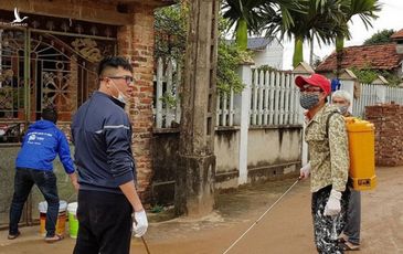 Thuốc khử trùng bao trùm làng quê có nhiều người nhiễm nCoV nhất Việt Nam