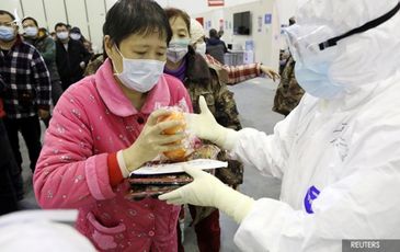 Chuyên gia cảnh báo khả năng COVID-19 trở thành ‘bệnh cúm mới’