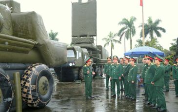 Việt Nam chế tạo thành công tên lửa S-300, Spyder, tiêm kích Su-30,… ‘bỏ túi’