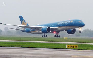 Chờ chuyến bay ‘đặc biệt’ đưa người Việt từ Trung Quốc về nước