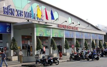 TP.HCM cho tạm dừng xe khách liên tỉnh và xe công nghệ vào tối 27/3 phòng dịch Covid-19