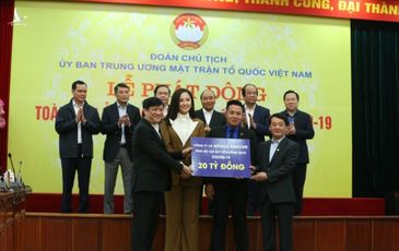 Thủ tướng: ‘Tôi có niềm tin Việt Nam sẽ chặn đứng đại dịch’