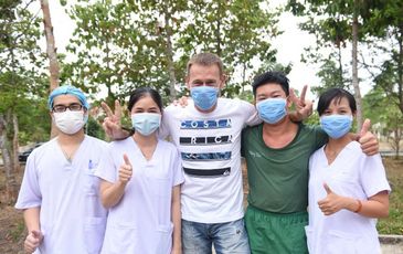 ‘Cảm ơn Việt Nam, cảm ơn các bác sĩ’